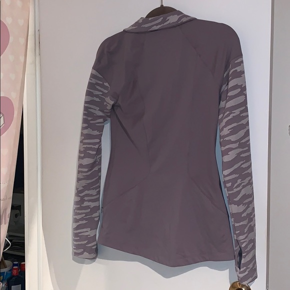 Under Armour zip up athletic sweater - Picture 5 of 5